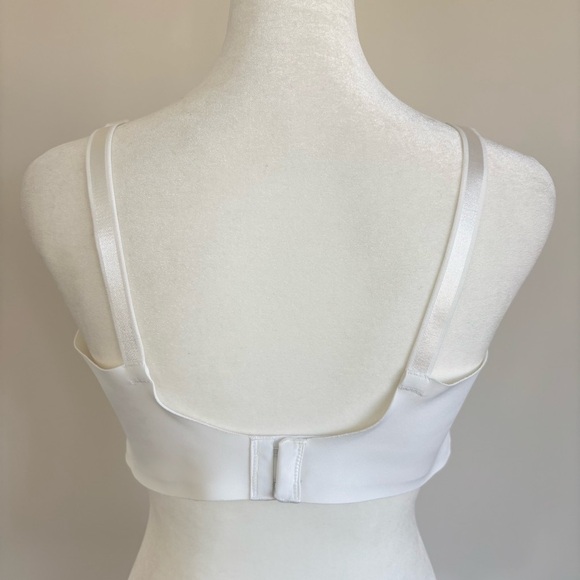 Warners White Wireless Bra 36D - Picture 4 of 7
